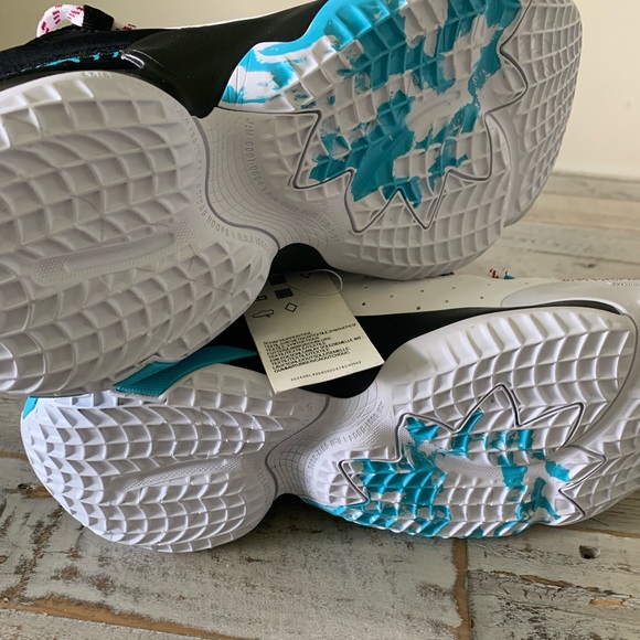 ✨ADIDAS✨ D.O.N. Issue 2 GCA - Picture 6 of 13